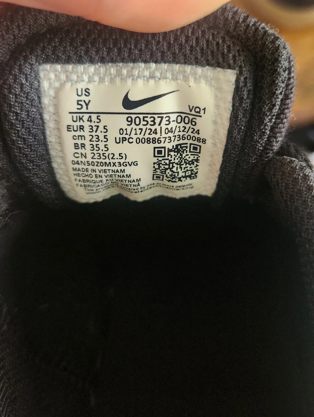Nike Boy’s Black Sneakers